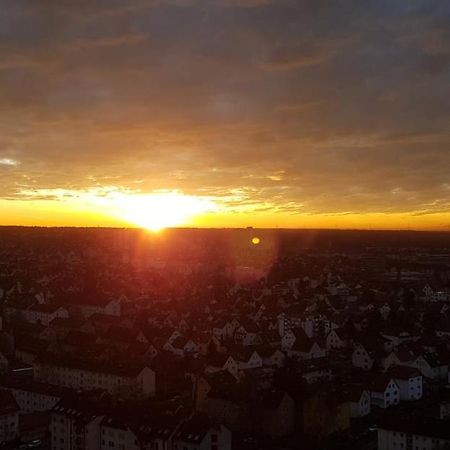 Ueber Den Wolken Und Super Zentral Zwischen Frankfurt Und Darmstadt - 100Qm Langen  Exteriér fotografie